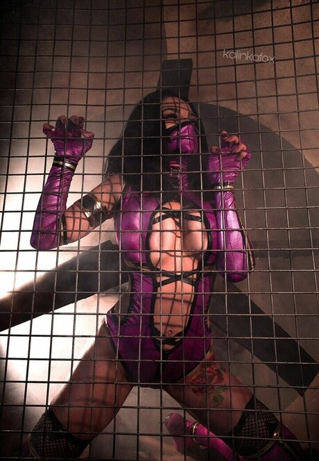Mortal Kombat Erotic Cosplay model adult picture