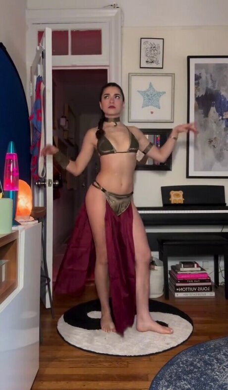 AllyAnnaMaria art star galleries