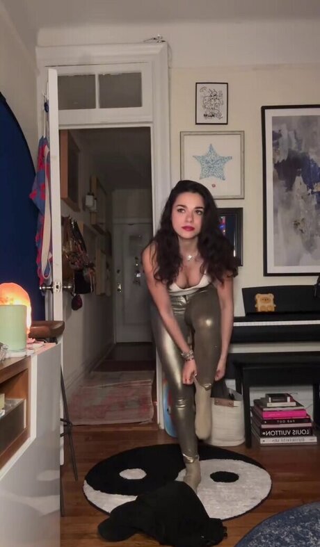 AllyAnnaMaria pornstar top photos