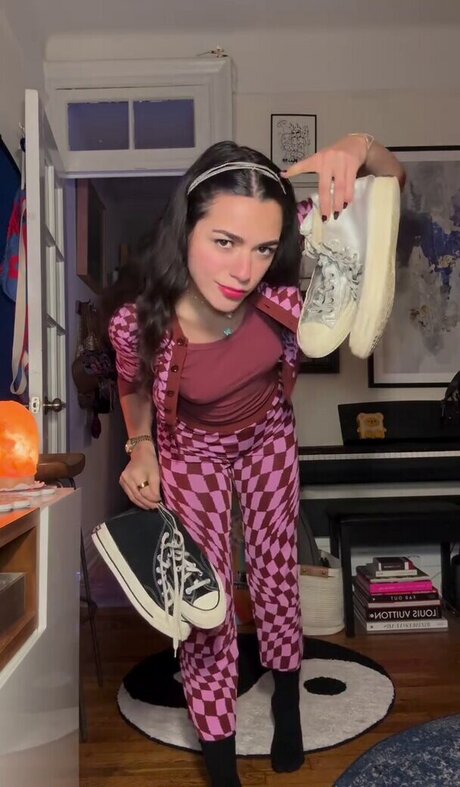 AllyAnnaMaria hot model img