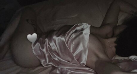 Itsmalic3 nudes actress image