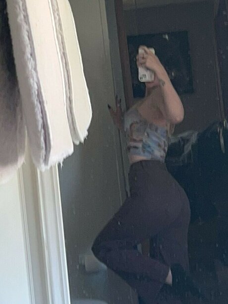 Itsmalic3 pornstar naked img