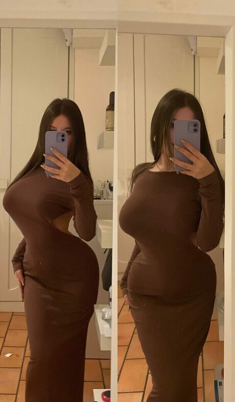 _flaviasemm nude model picture