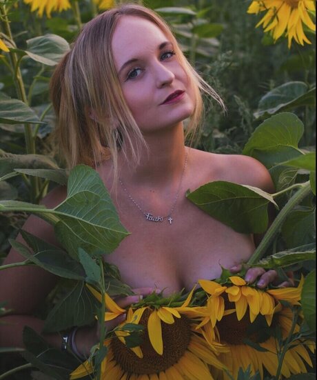 Michellegrsz 112 michelle perfect star galleries