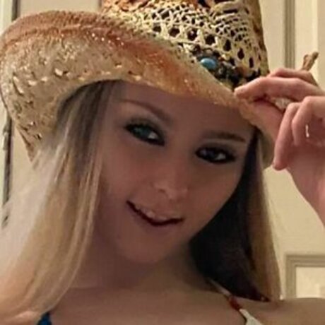 yummycourtney xxx actress pics