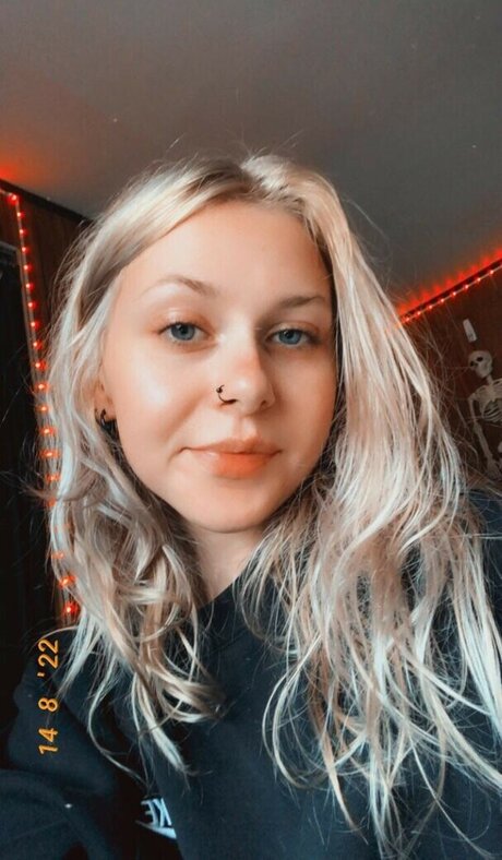 Lilyrainxoxo pornstar xxx photos