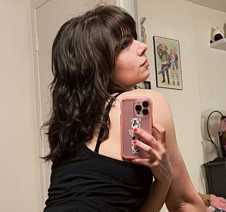 Piddleass nice pornstar img