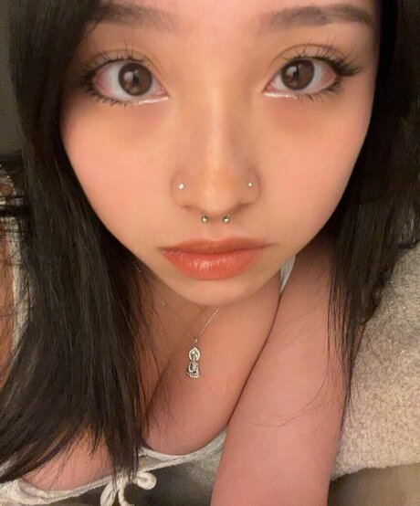 Violetngyn sexy actress photos