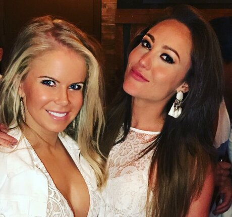 Crystal Hunt star top img