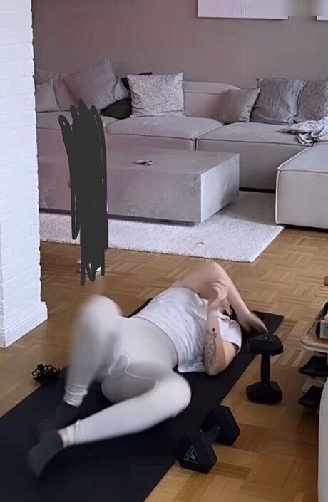 Julia Schulze star art archive