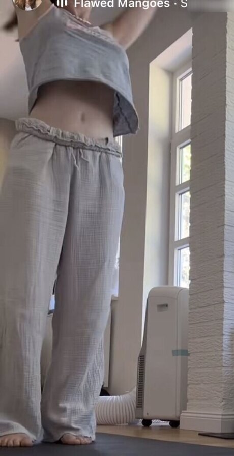 latina feet onlyfans sexy photos