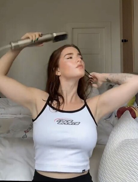 Julia Schulze hd model archive