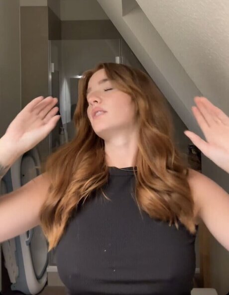 Julia Schulze pornstar free pic