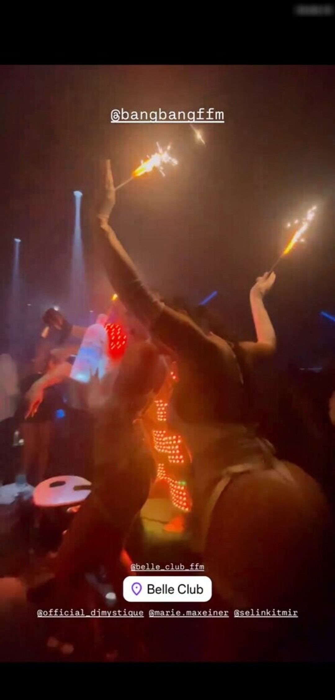 selinkitmir model free gallery