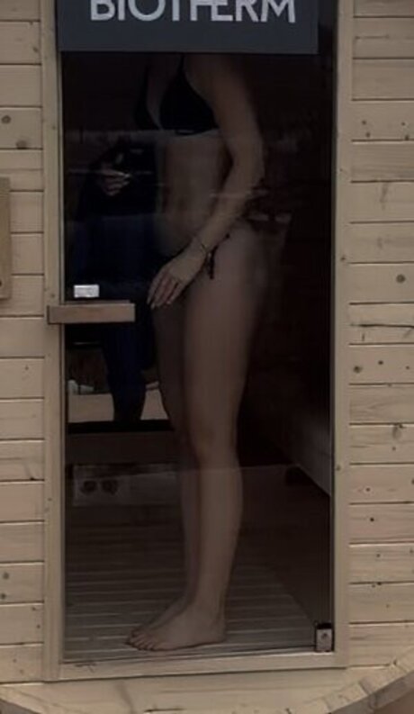 Theresa vth nude model photos