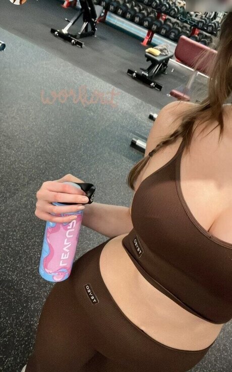 squirting onlyfans top picture