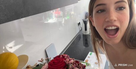 Yonca model sexy gallery