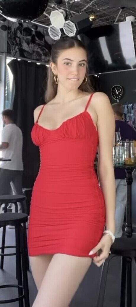 Yonca xxx model gallery