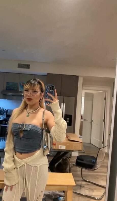 busty solo onlyfans sexy xxx photos