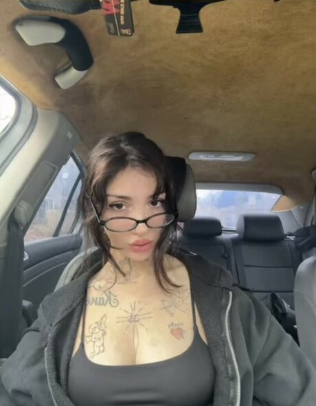 Ang2high model pretty pic