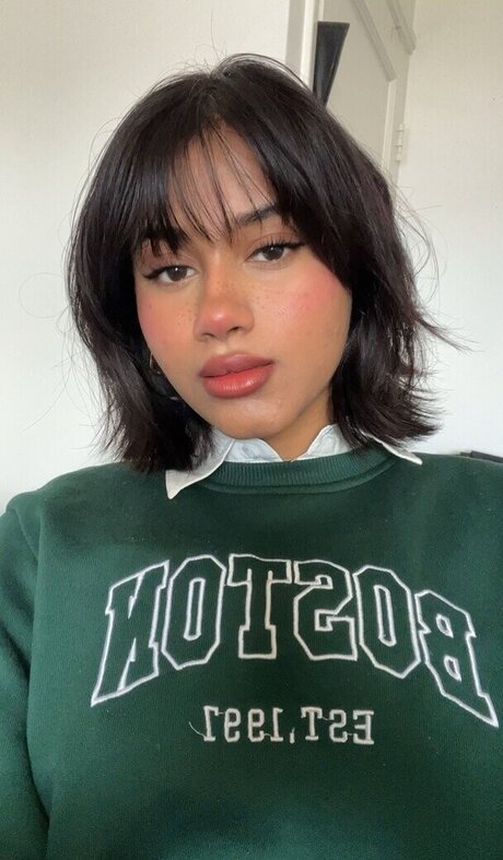 senoritasara model nudes image