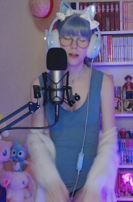 hairy armpits onlyfans nude pics