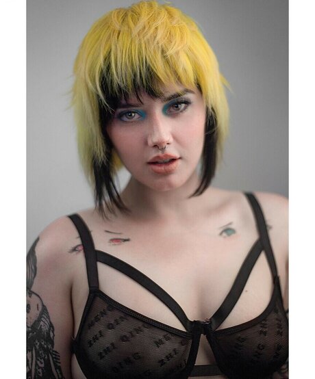 Tabatha Pacer beautiful actress pictures