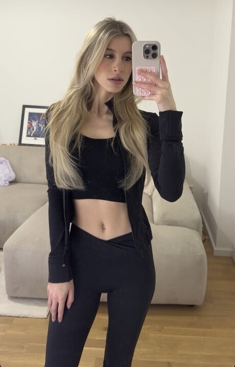 quitelola pornographic star archive