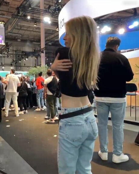 sex girls onlyfans top images