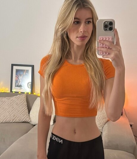 quitelola nice pornstar pics