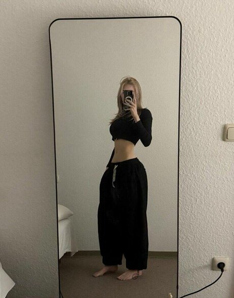 hefxtom star free galleries