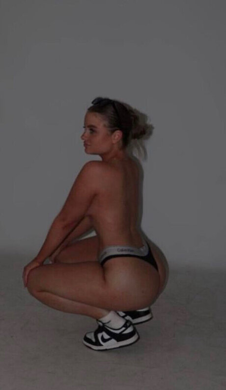 Milena Sing nice pornstar photo