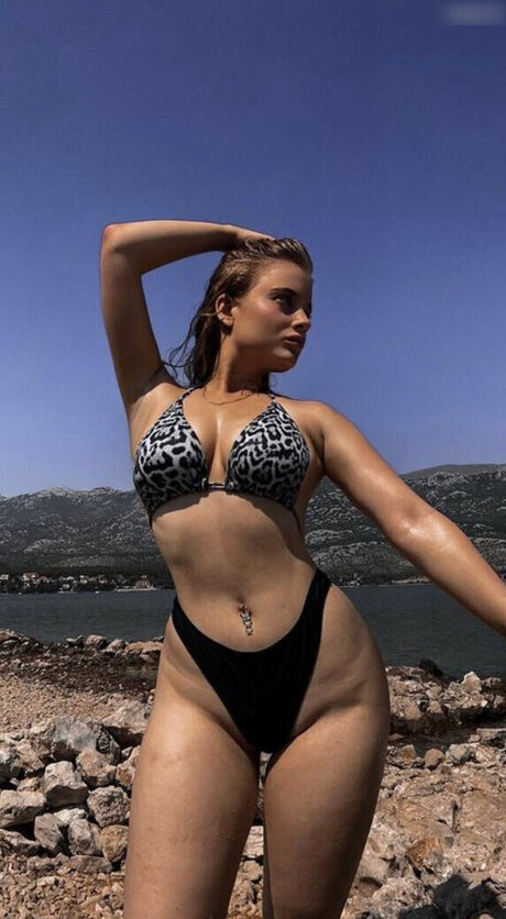 Milena Sing pornstar erotic photos