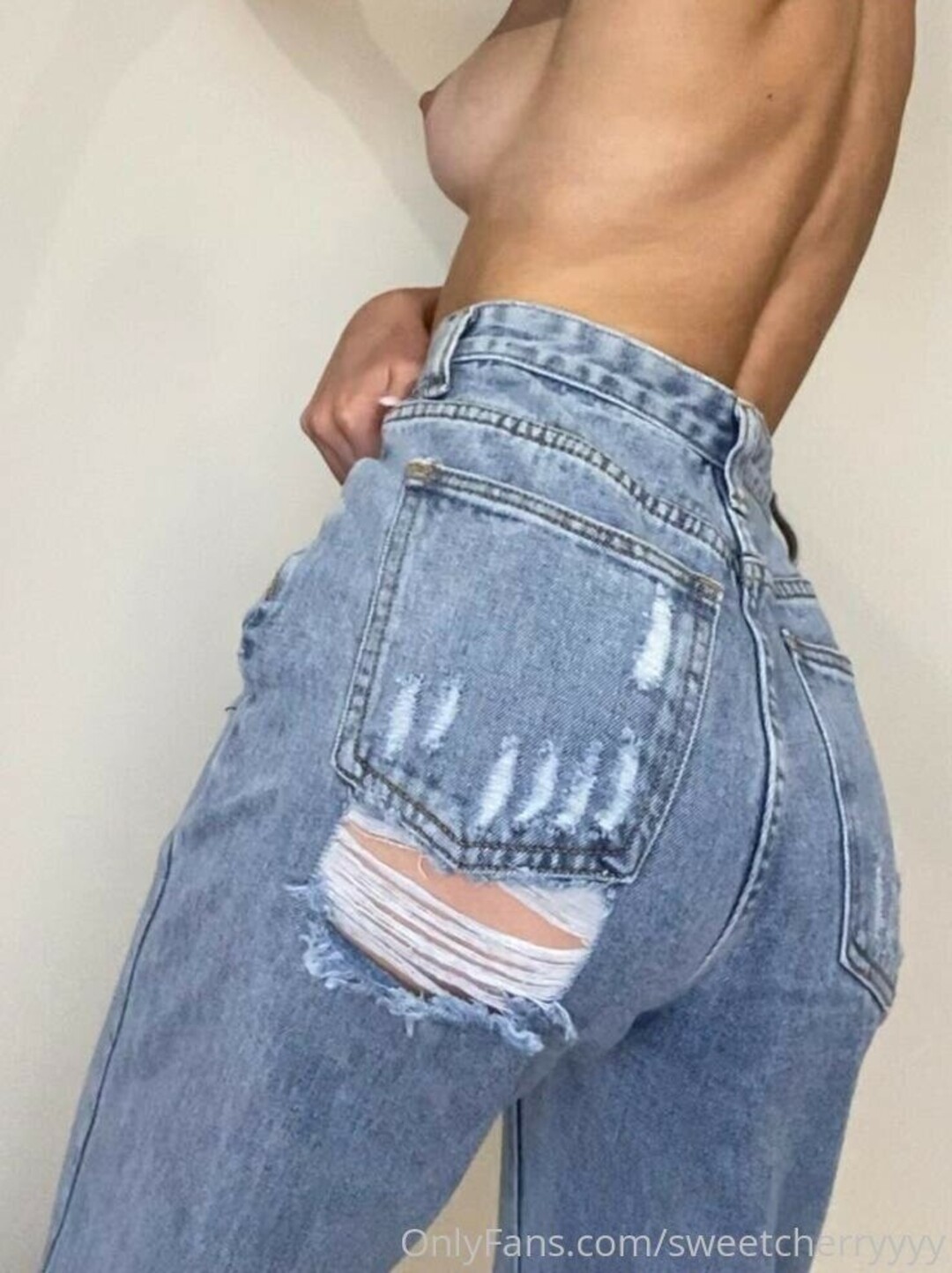 Sweetcherrryyyyy sexy pornstar picture