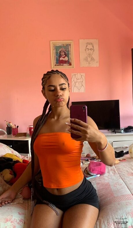 baddiejuu model hd pictures