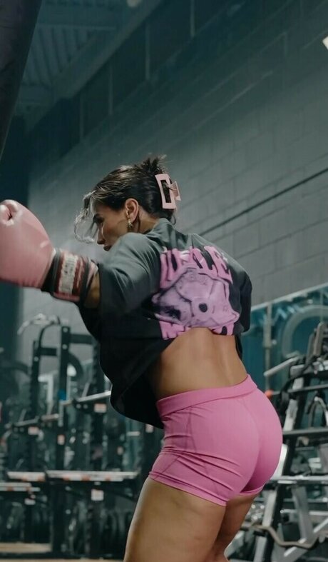 baddiejuu perfect model photos