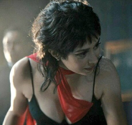 Cristin Milioti erotic pornstar picture