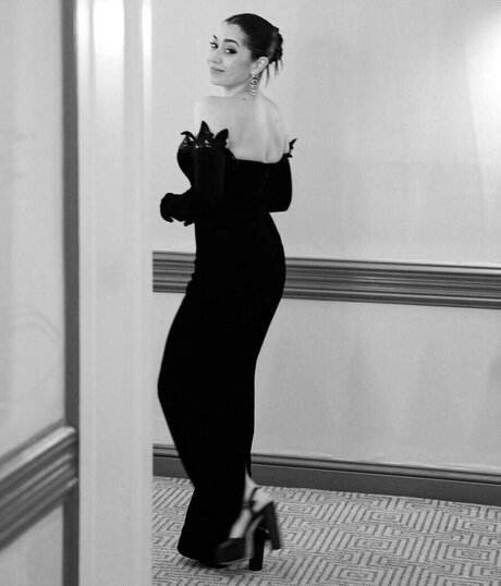 thick girls onlyfans top pics