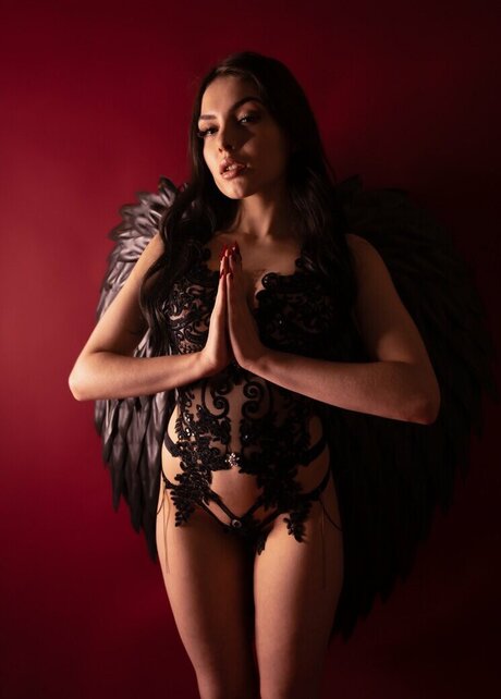 Calista Vixen nude star pictures