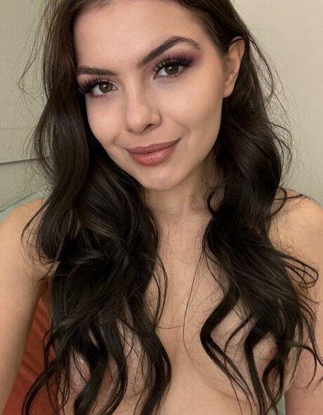 Calista Vixen nudes actress img