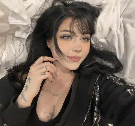 Laurinchhhe nudes star picture