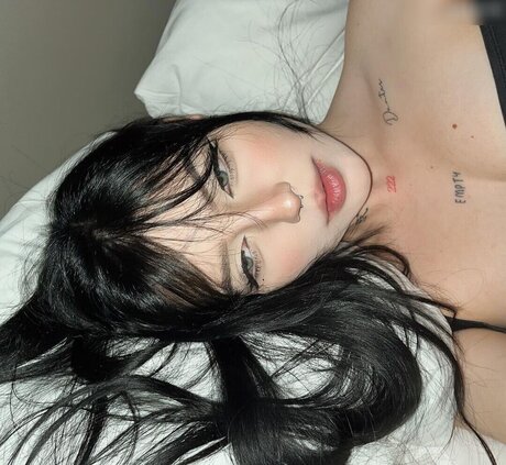 Laurinchhhe best model pic