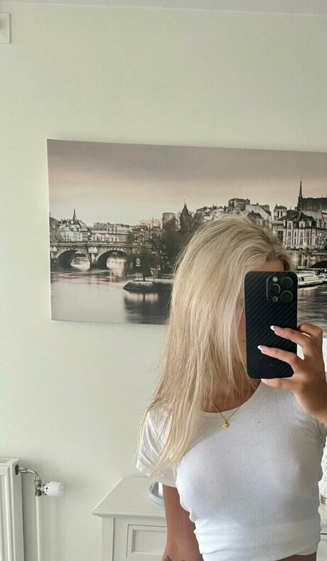 Bellalupascu pornstar art images