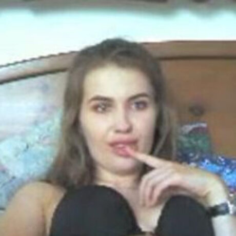 danibear23 naked star img