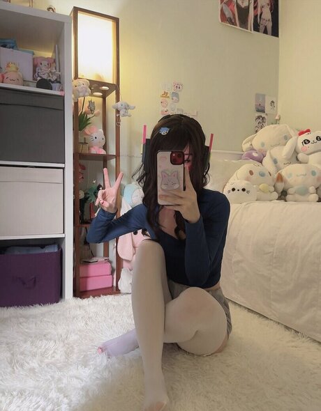 komocos model pretty picture