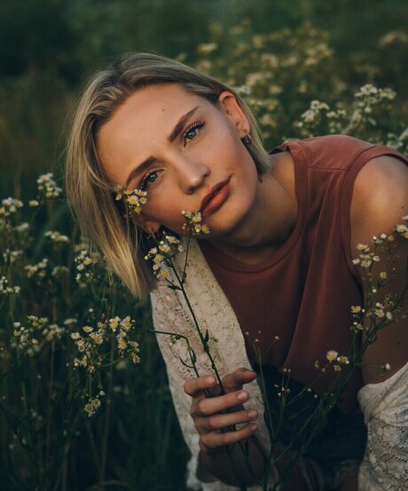 famous onlyfans nude images