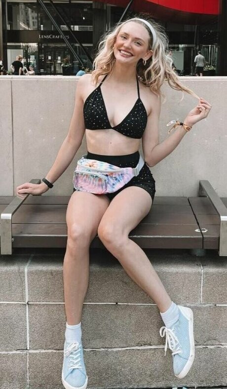 ashleyyy597 perfect model img