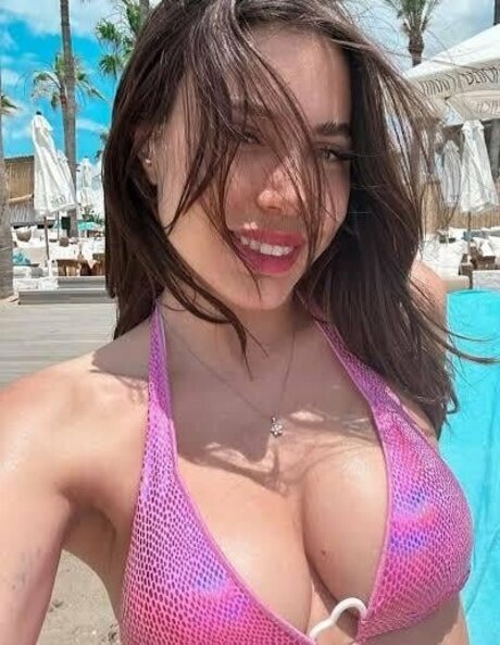 Es1nce beautiful pornstar img