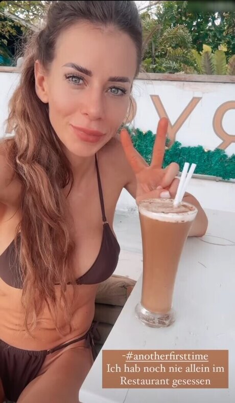 grandma onlyfans naked archive