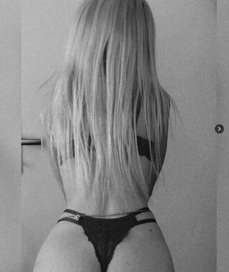 blonde handjob onlyfans hot sex image